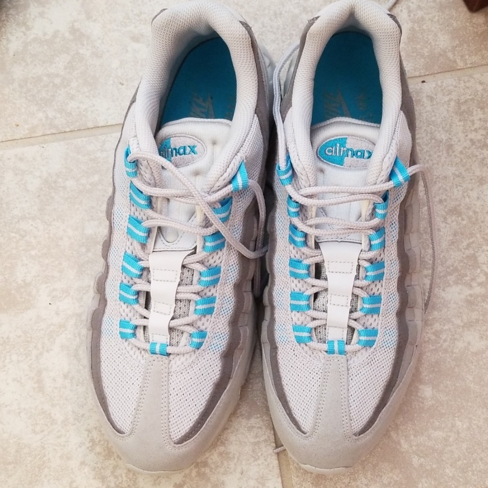Used Nike Air Max 95. Grey Size 11 9/10 Condition